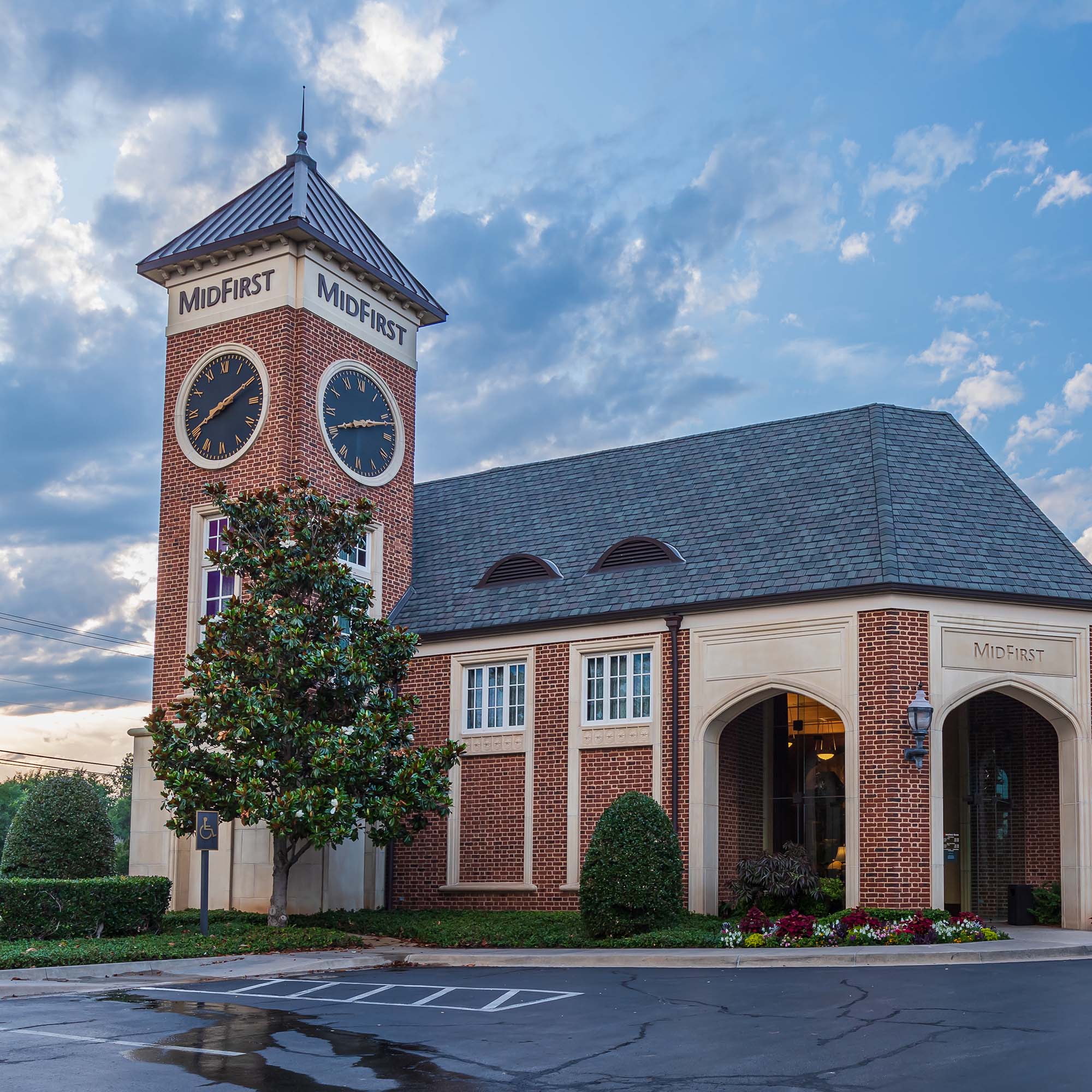 An image of a MidFirst Banking Center