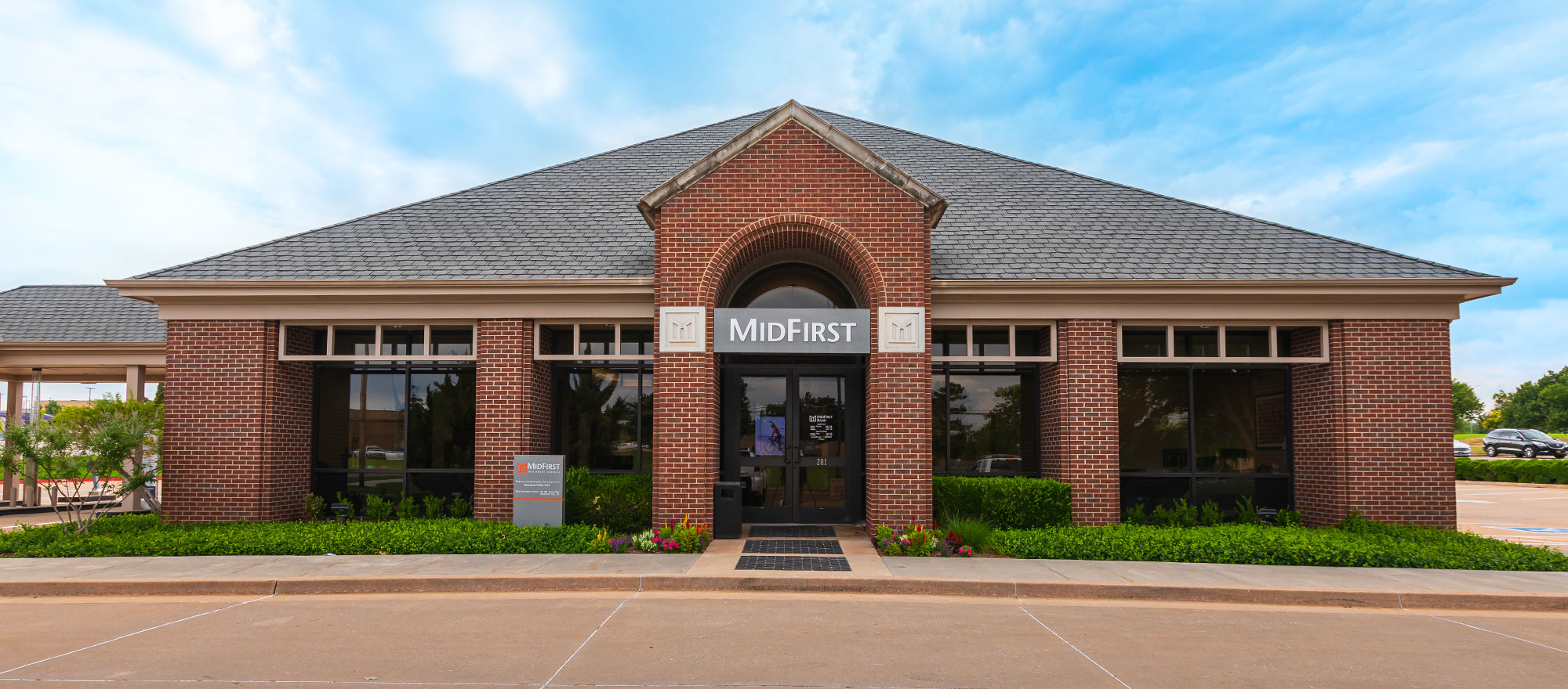 MidFirst Bank Location