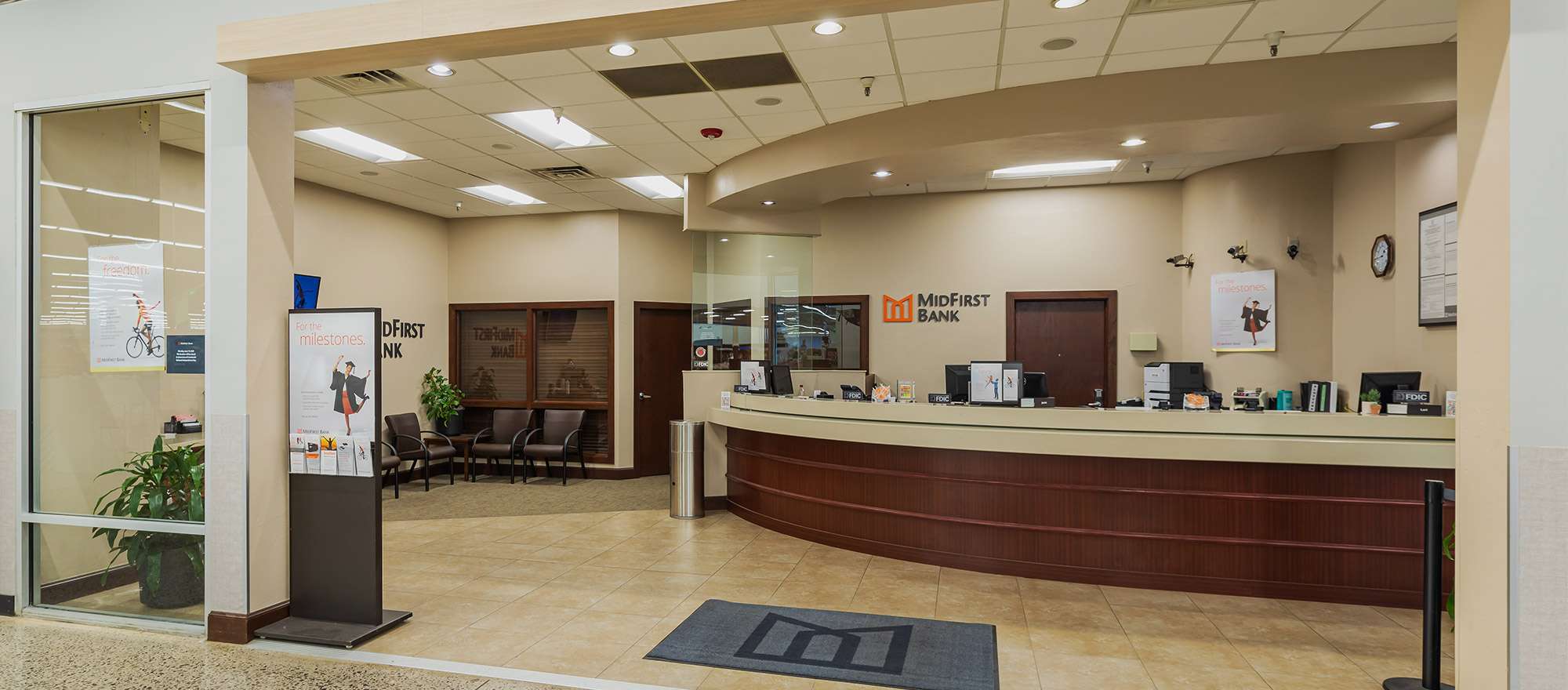 MidFirst Bank Location