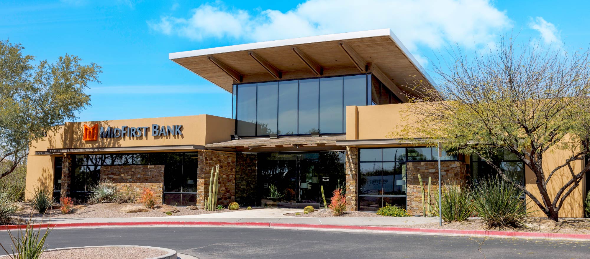 MidFirst Bank Location in Queen Creek, AZ