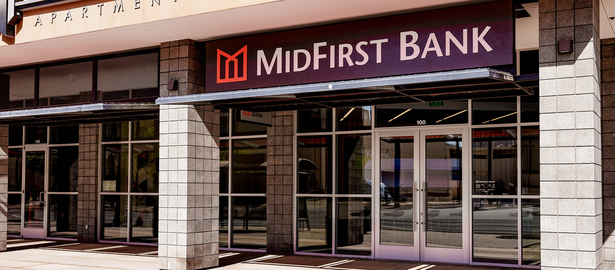 MidFirst Bank Location in Phoenix, AZ