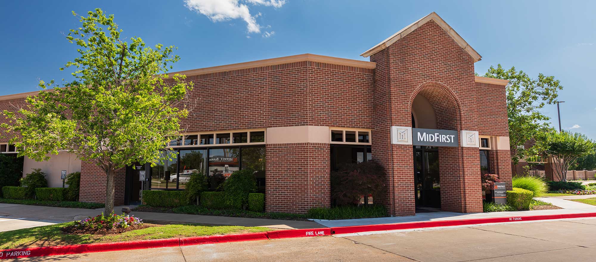 MidFirst Edmond West location